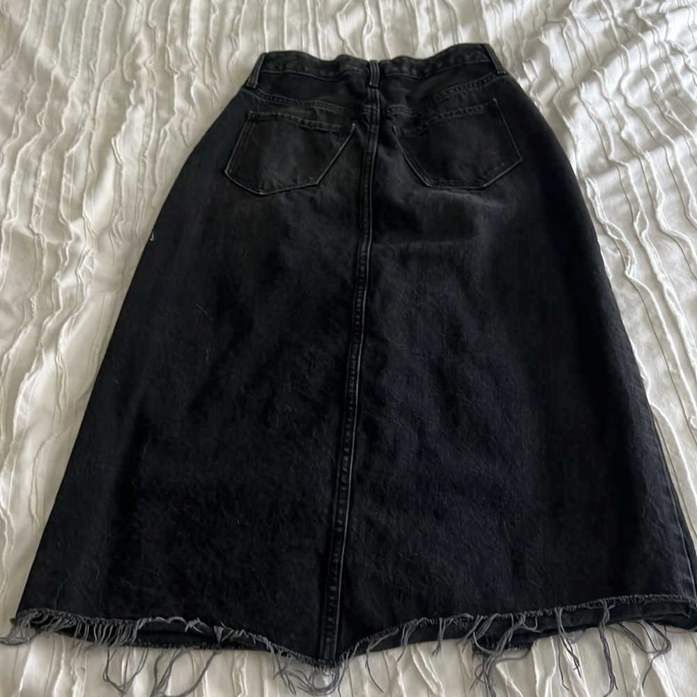 Old Navy Black Denim Midi Skirt - Picture 6 of 8